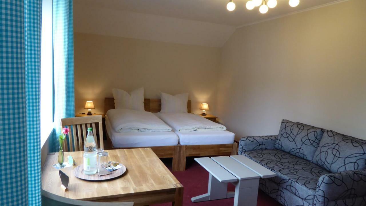 Hotel Haus Rosmarin à Schrobenhausen Extérieur photo