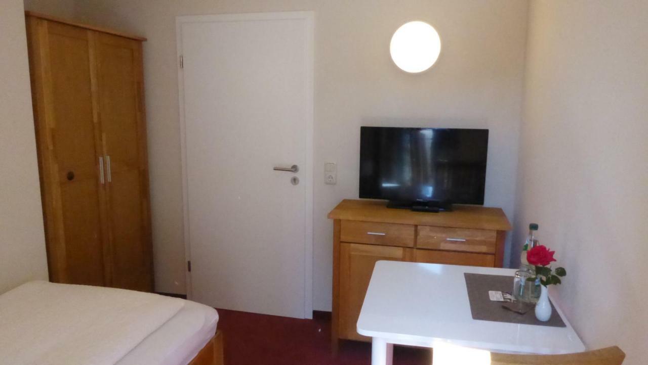 Hotel Haus Rosmarin à Schrobenhausen Extérieur photo